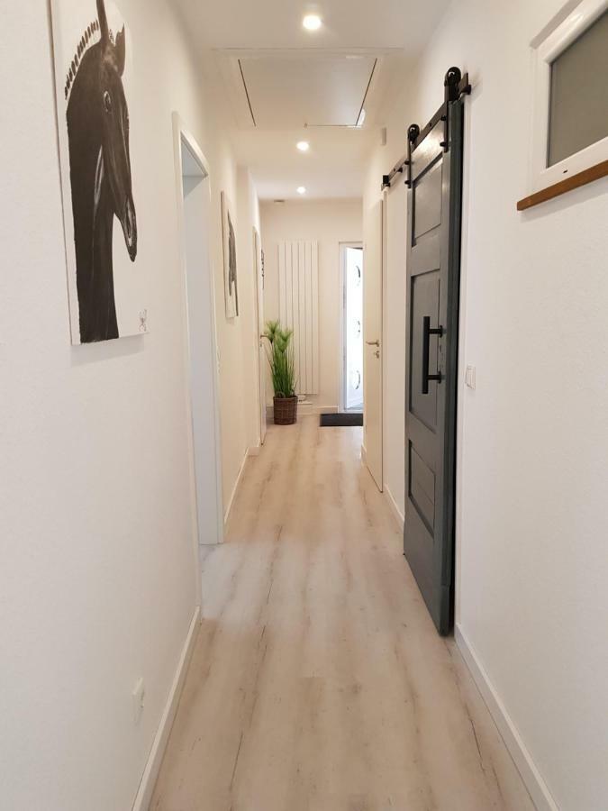 Grosse, Helle Ferienwohnung Mit 2 Balkonen Auf Dem Bauernhof In Der Lueneburger Heide Oetzen Eksteriør bilde